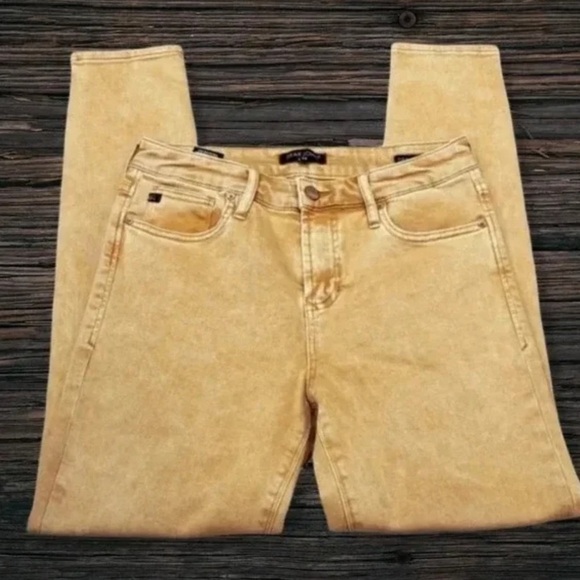 Dear John Skinny Jean - Picture 3 of 5